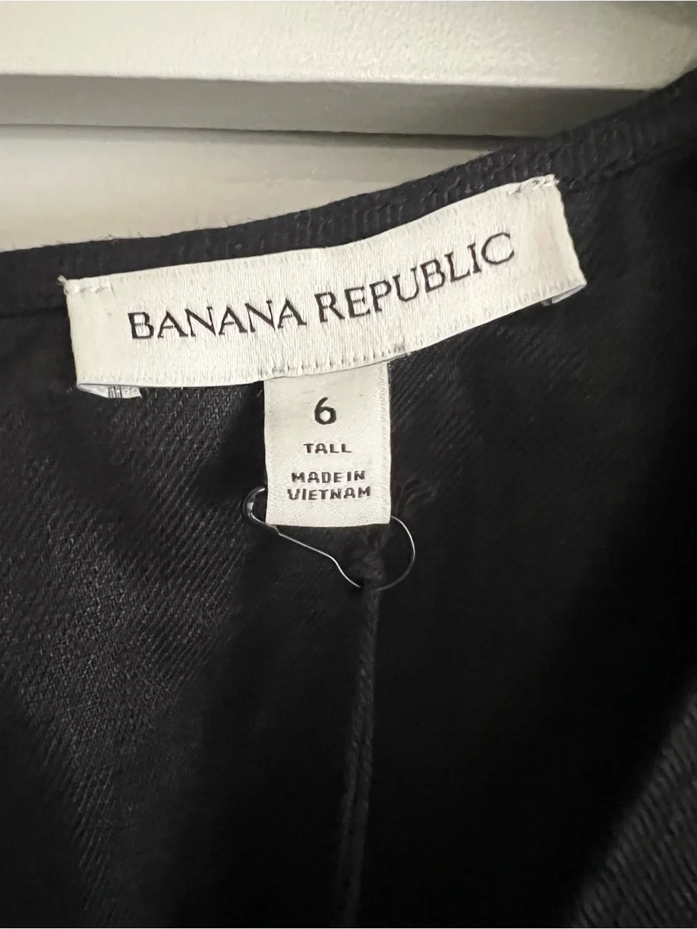 NWT Banana Republic Black Linen V Neck Jumpsuit Size 6 tall